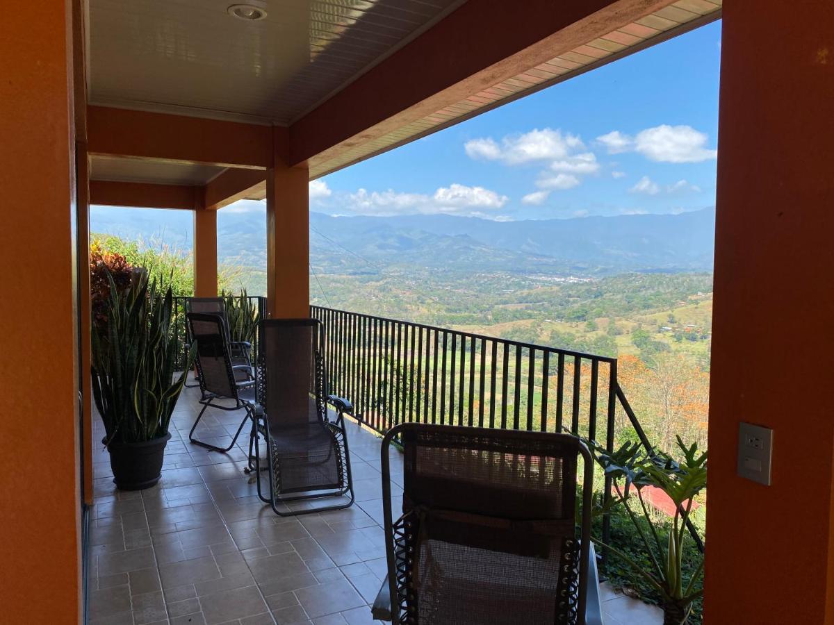 Valle Encantado Country house *